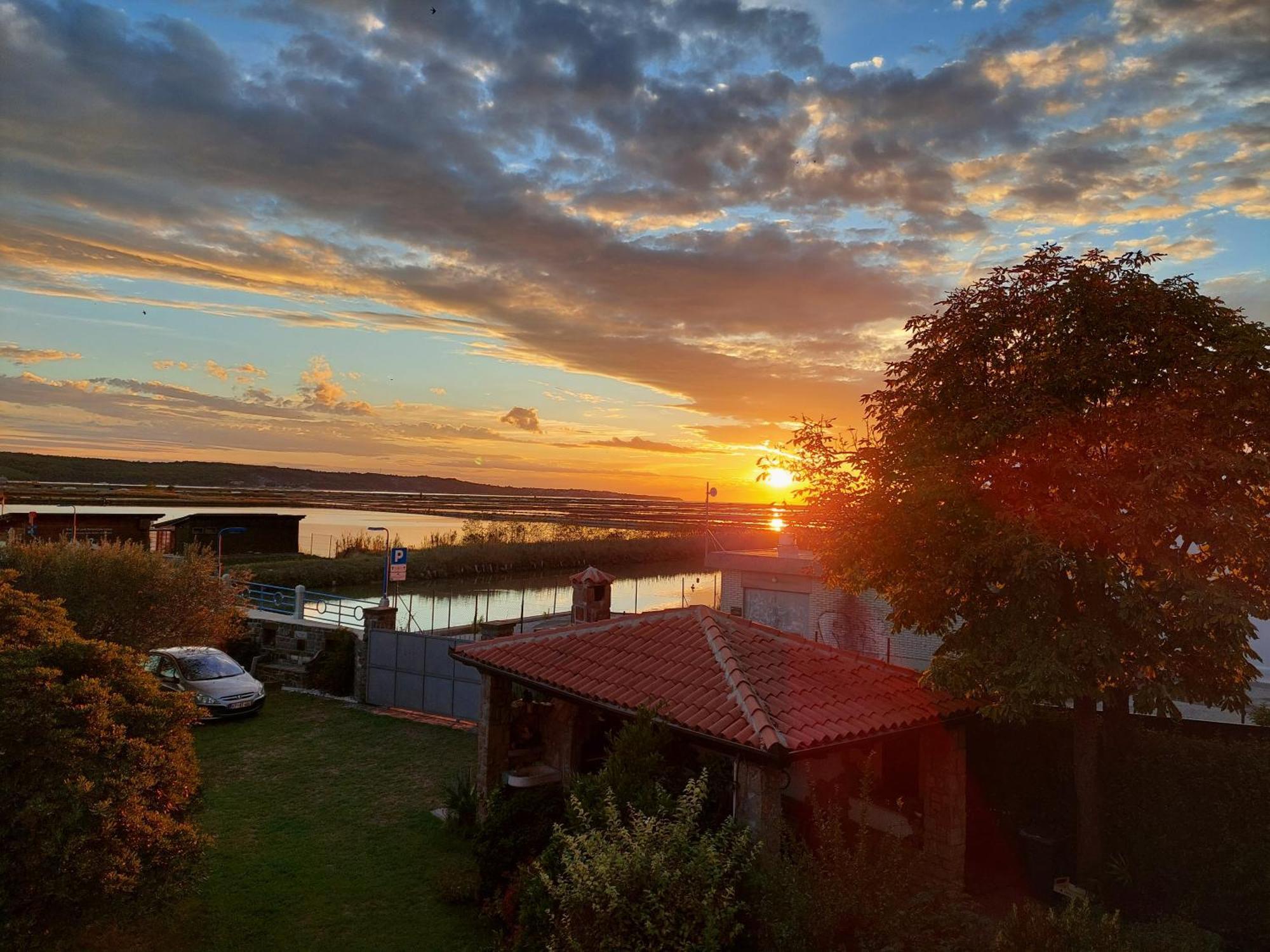 M&M Sunset Apartments Portorož Buitenkant foto
